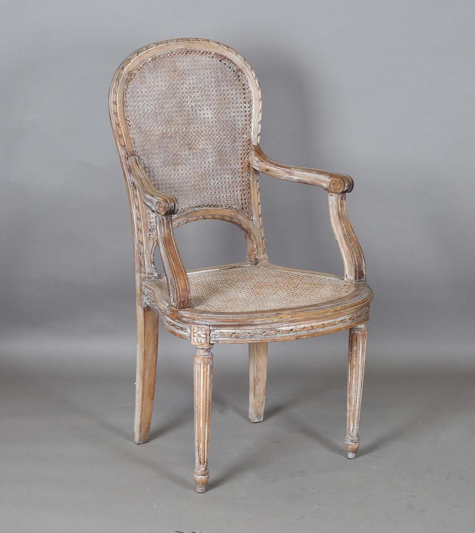 LOT 2132