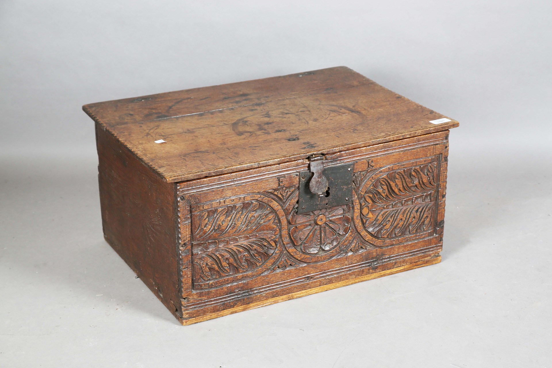 LOT 2147