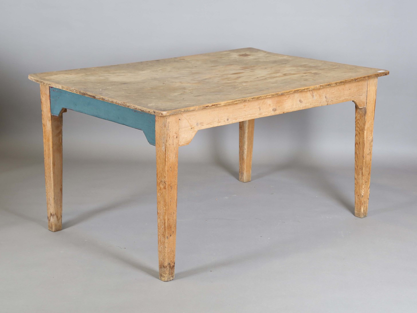 LOT 2152