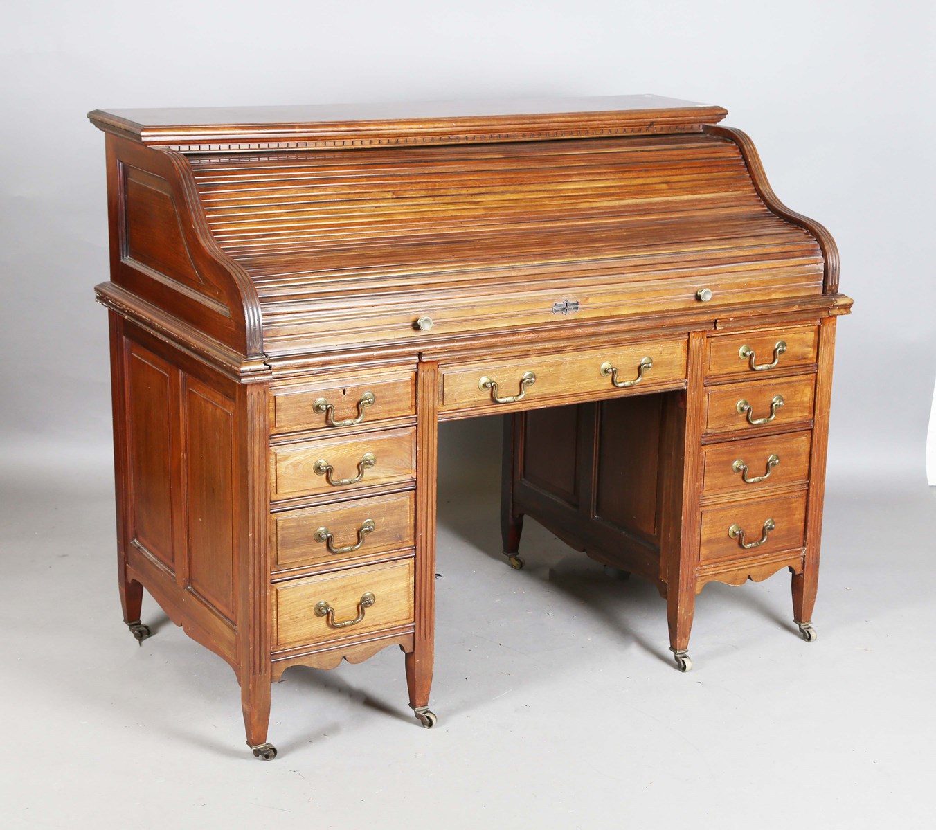 LOT 2173