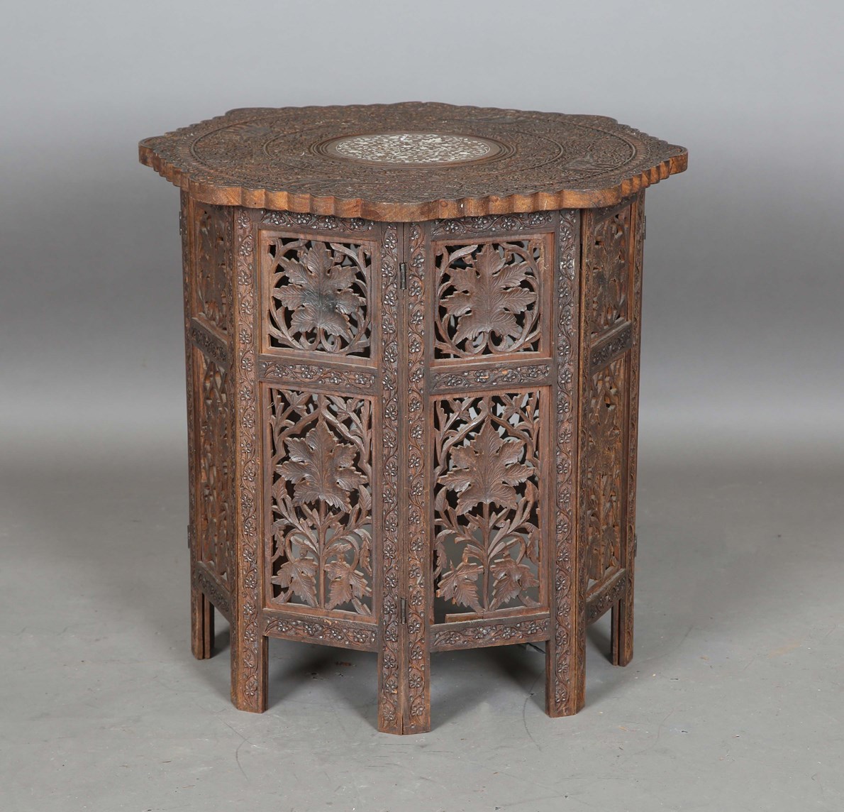 LOT 2208