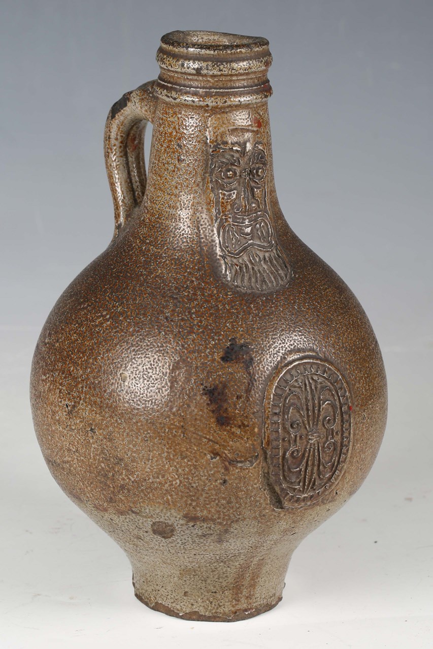 LOT 2381