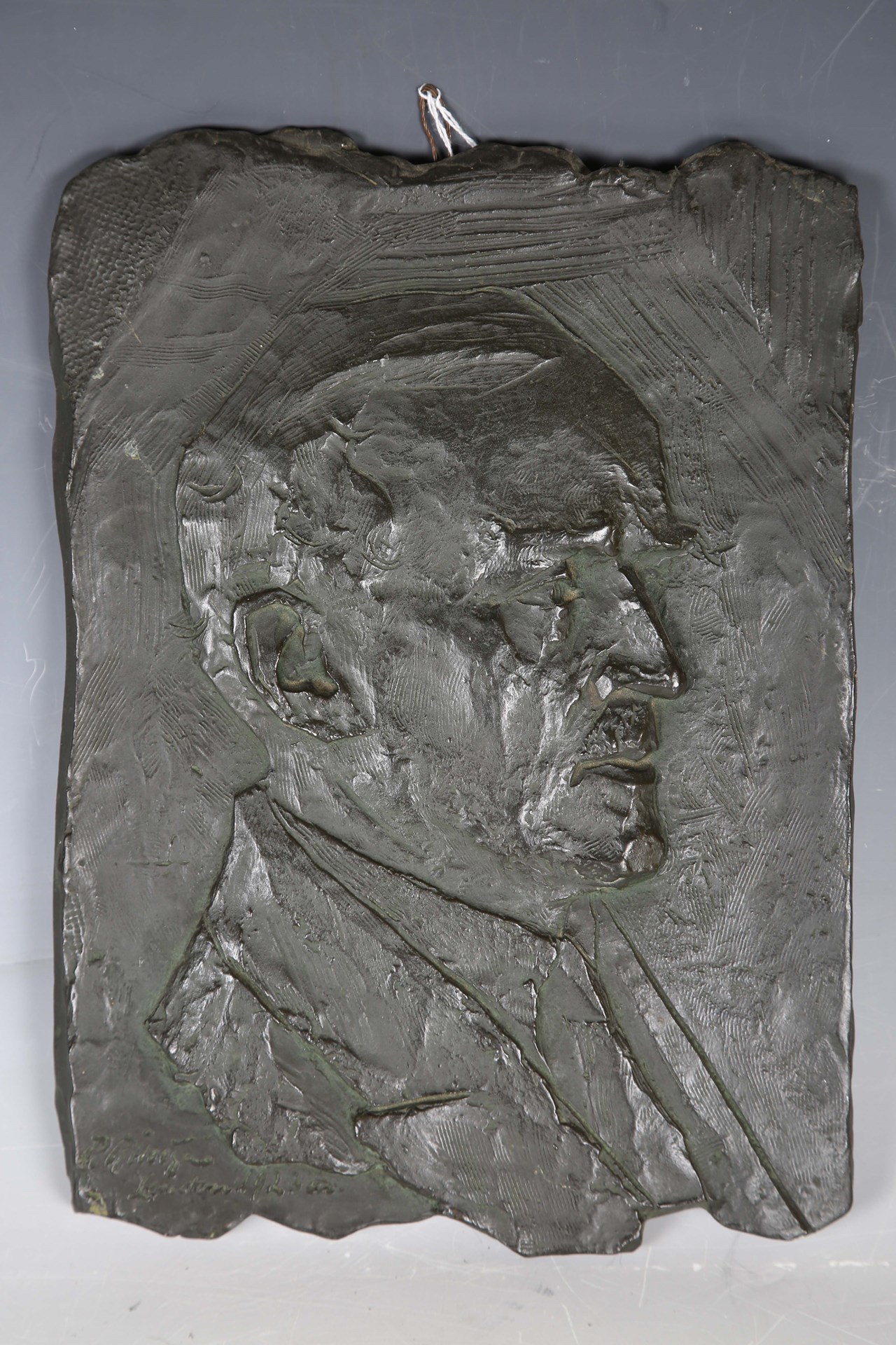 LOT 2581