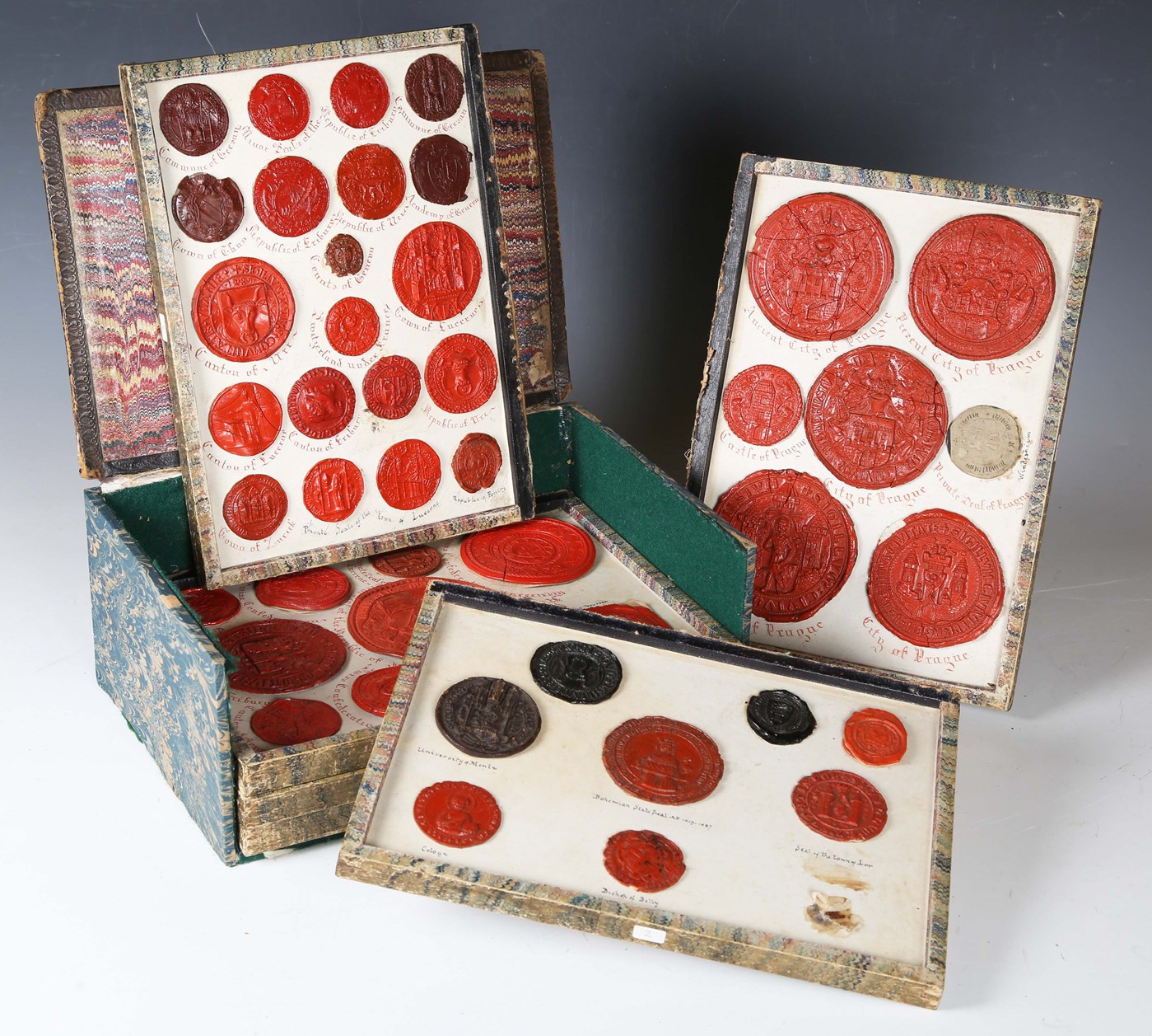 LOT 2582