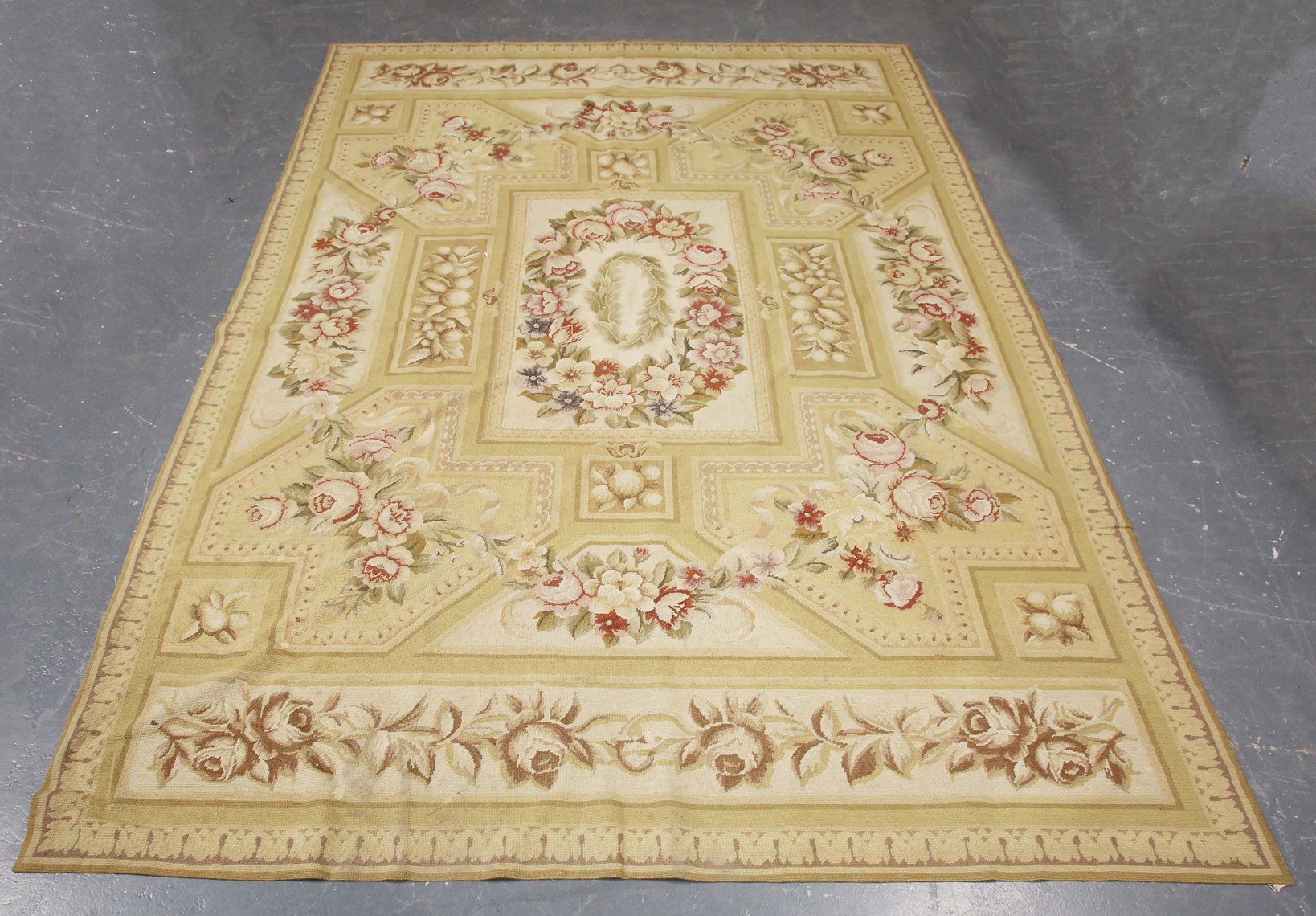 LOT 2913