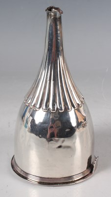 LOT 381