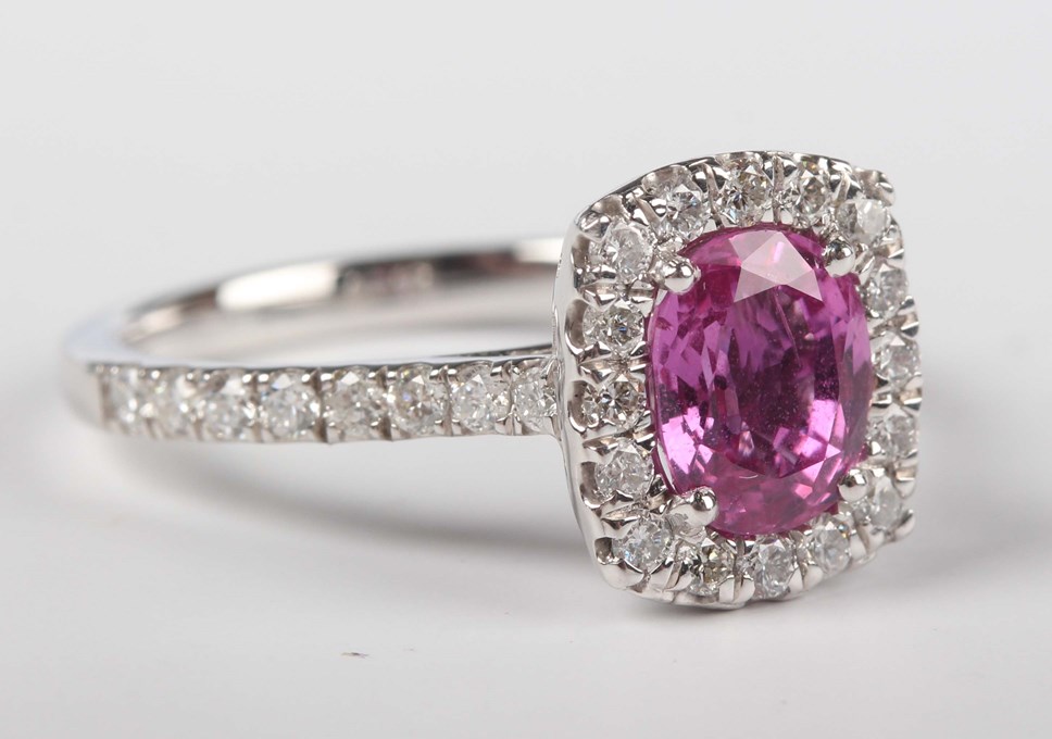 LOT 575