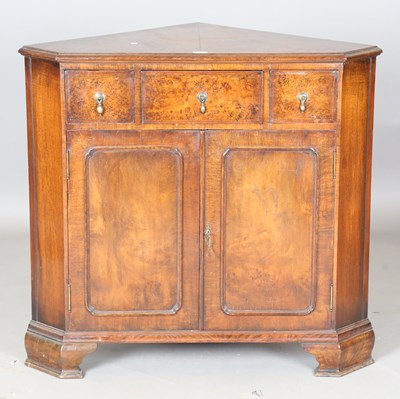 LOT 2081