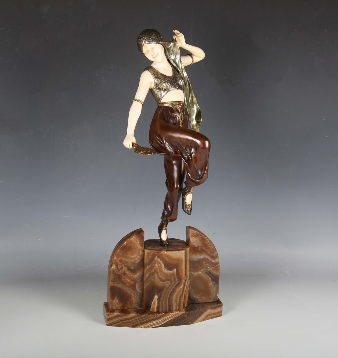 LOT 2520