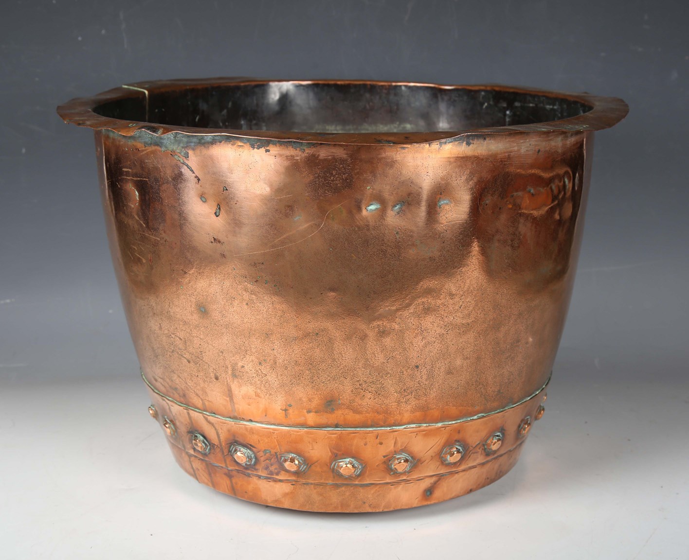 LOT 2571