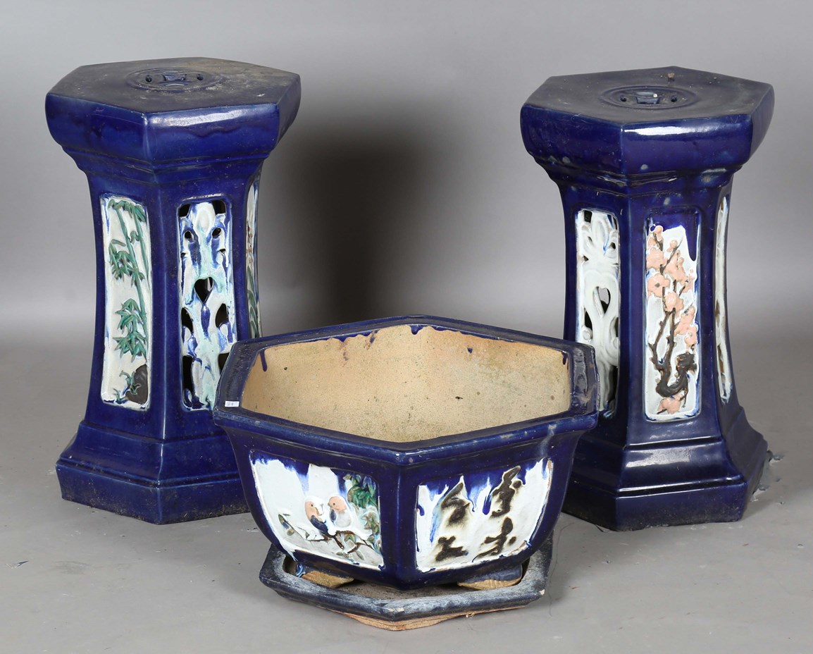 LOT 2585