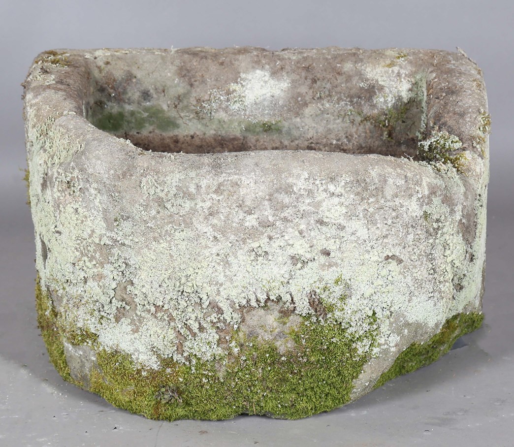 LOT 2589