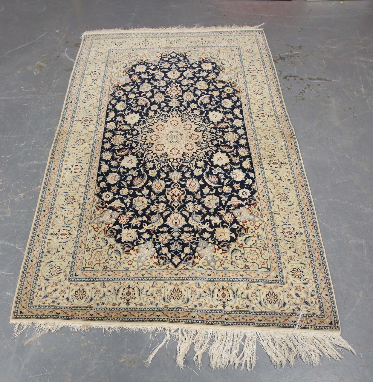 LOT 2901