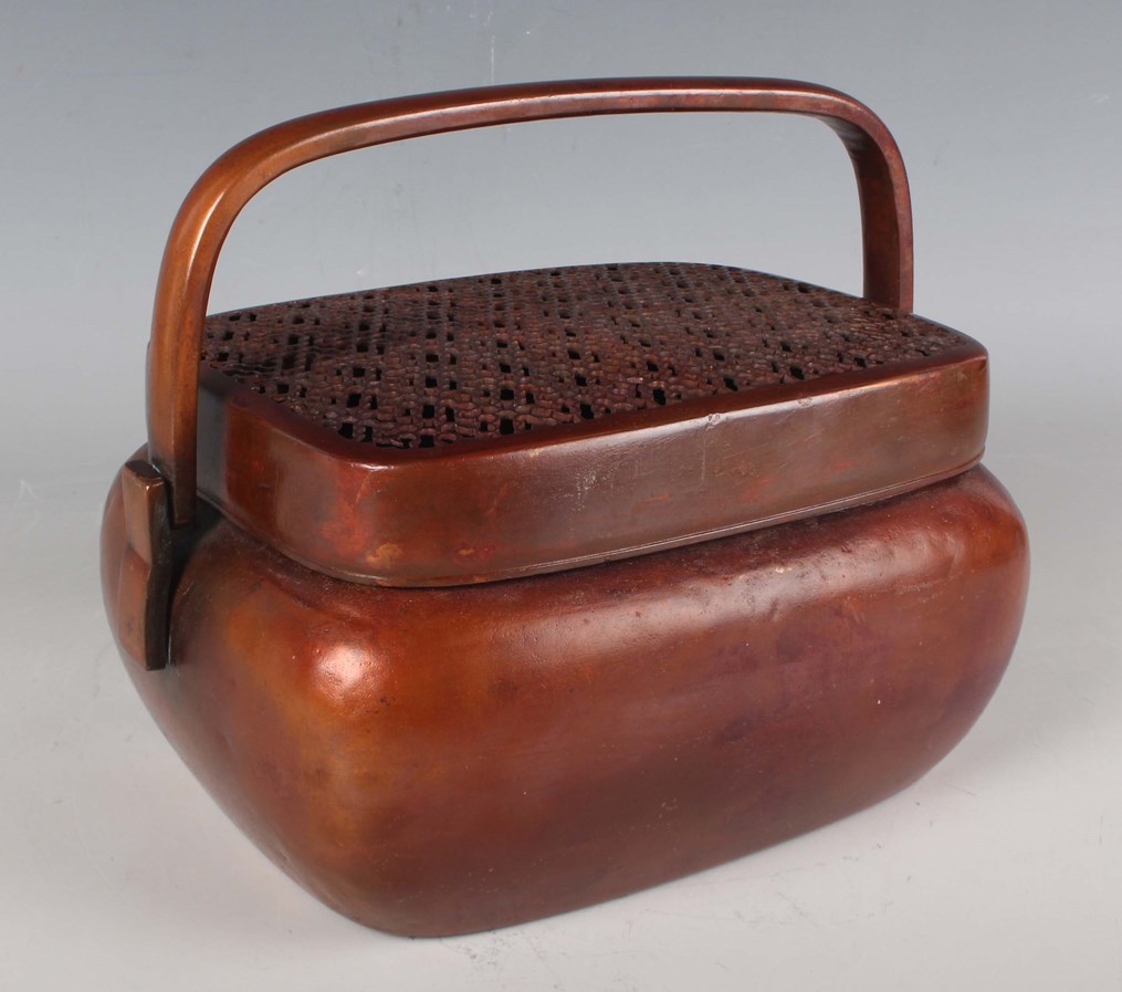LOT 1025