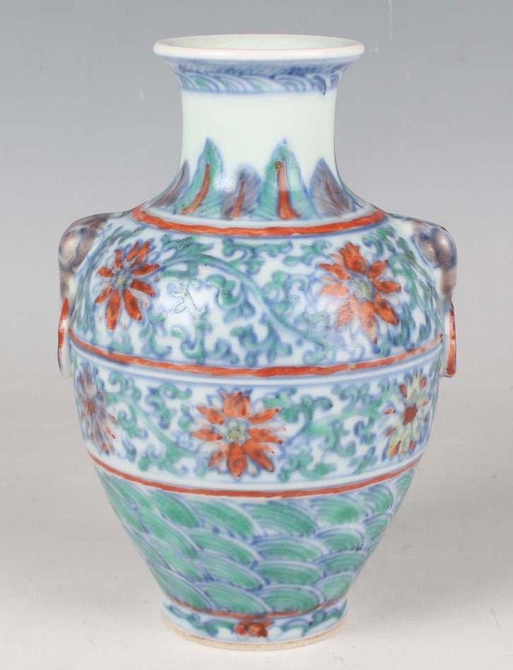 LOT 1050