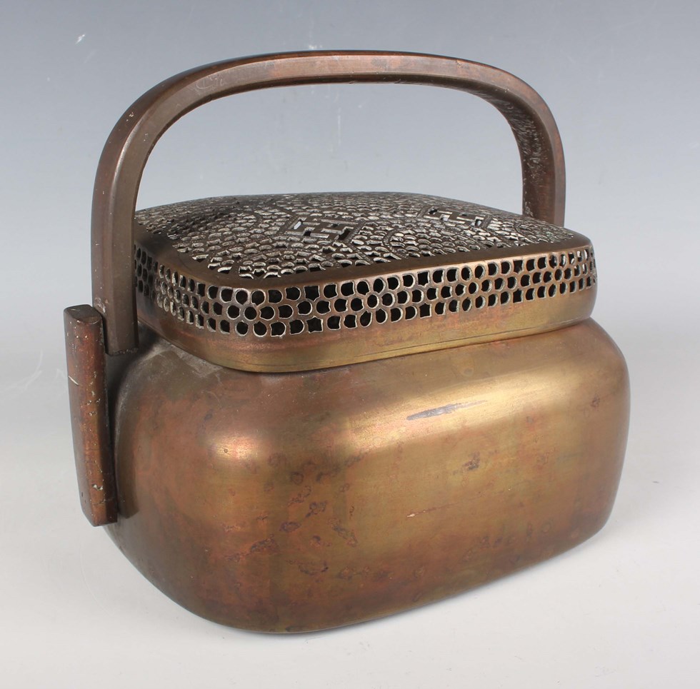 LOT 1210