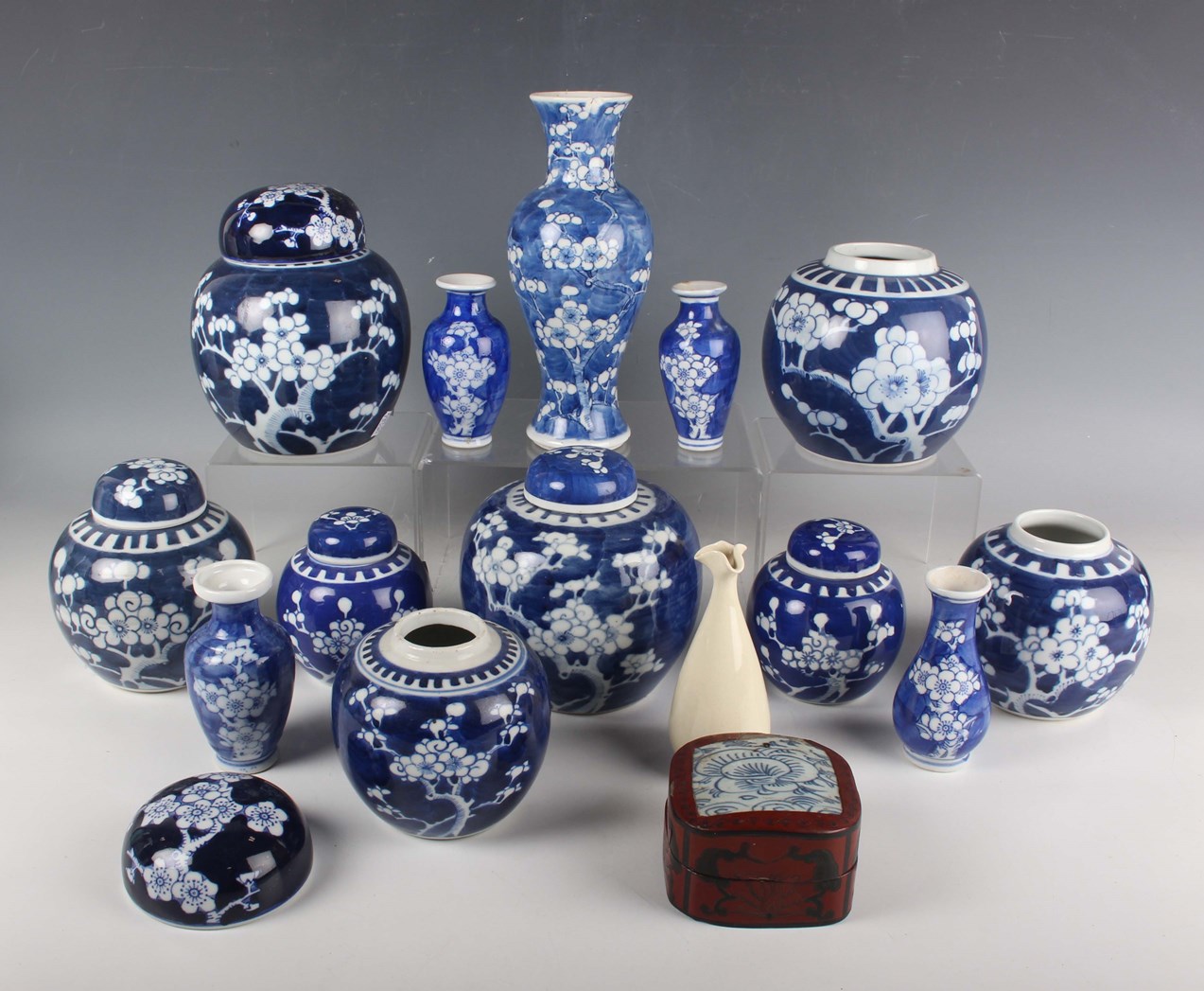 LOT 1239