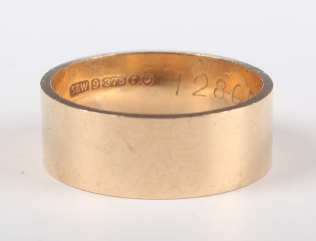 LOT 732