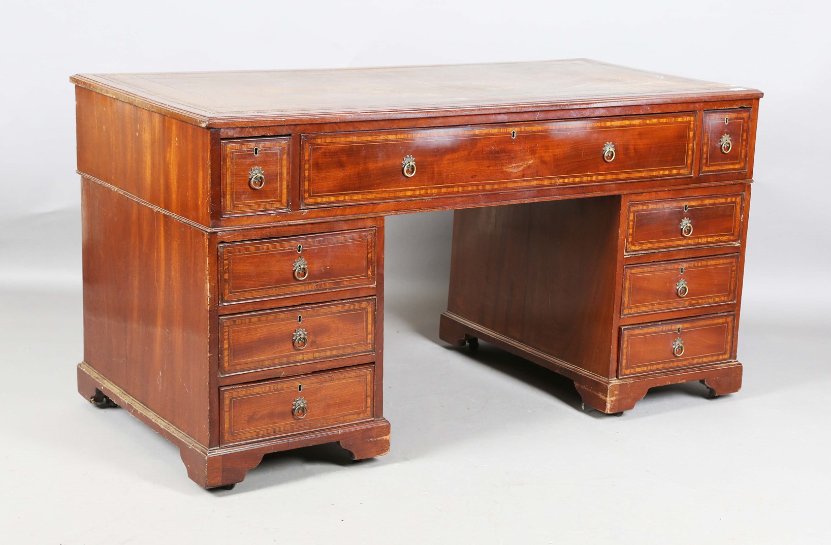 LOT 2055