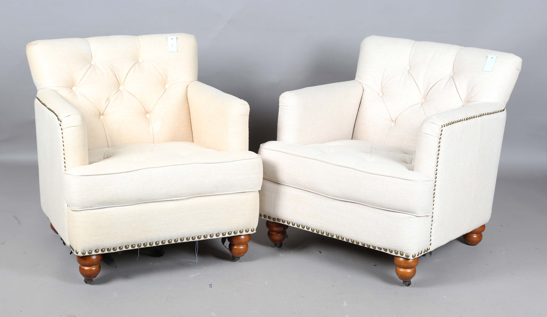 LOT 2083