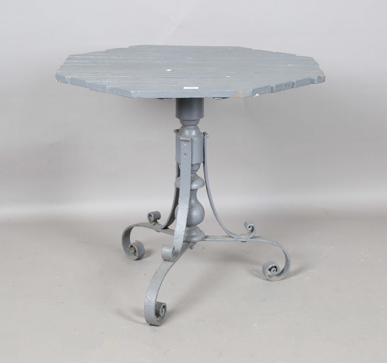 LOT 2093