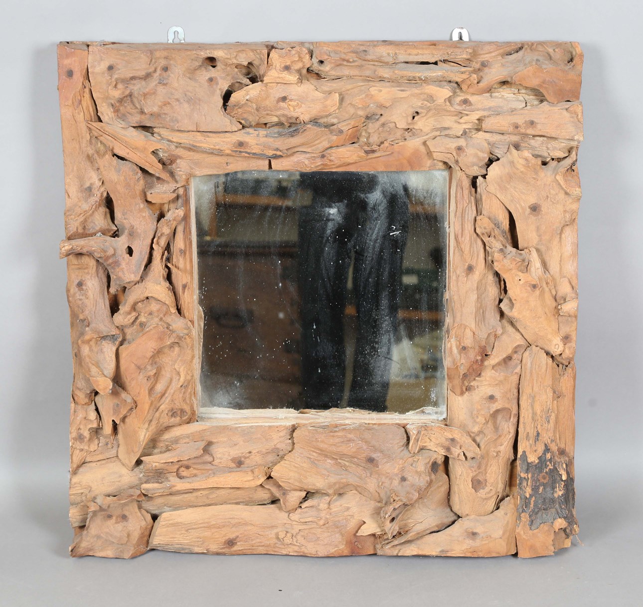 LOT 2104