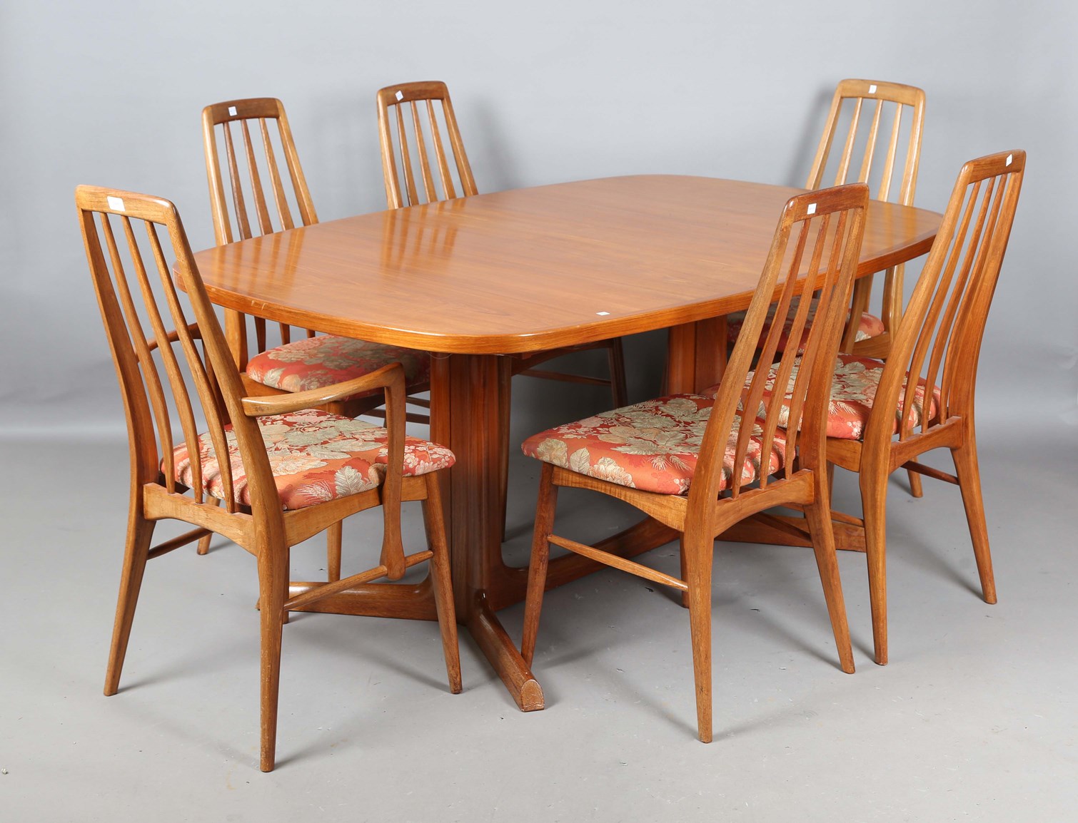 LOT 2105