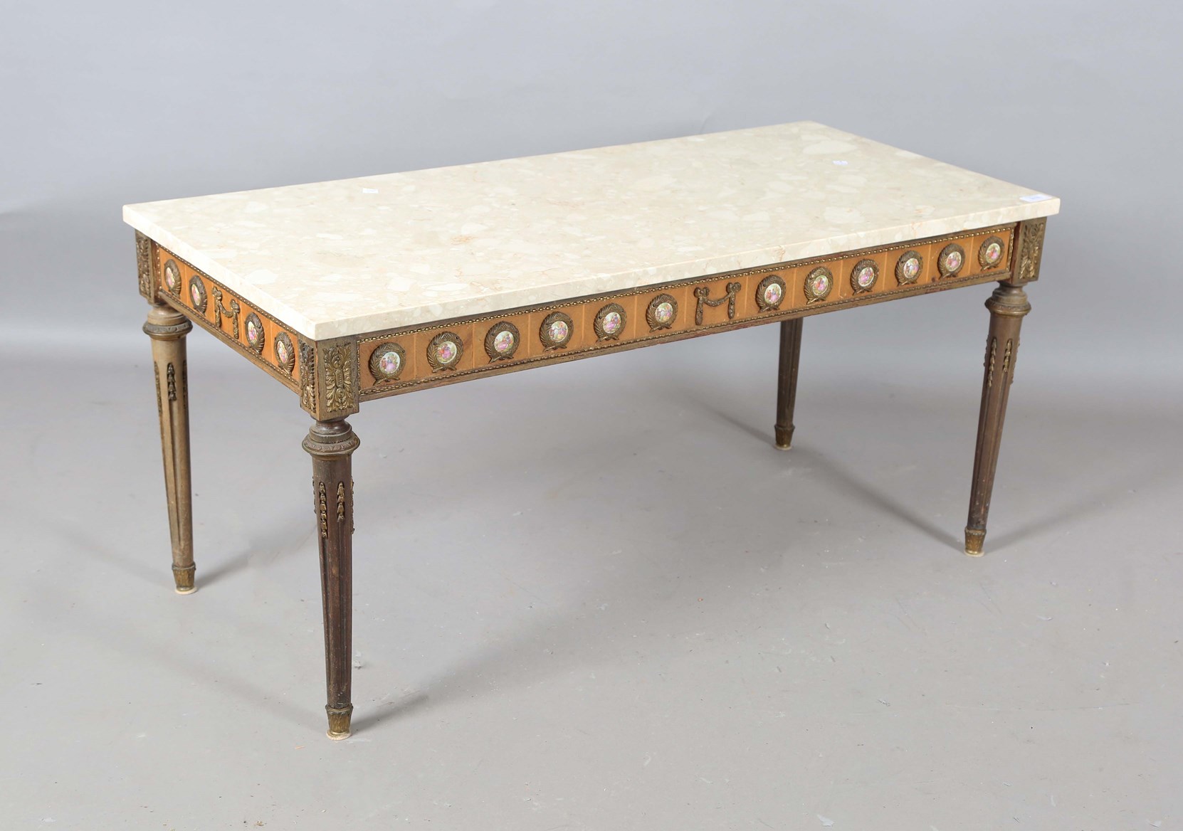 LOT 2122