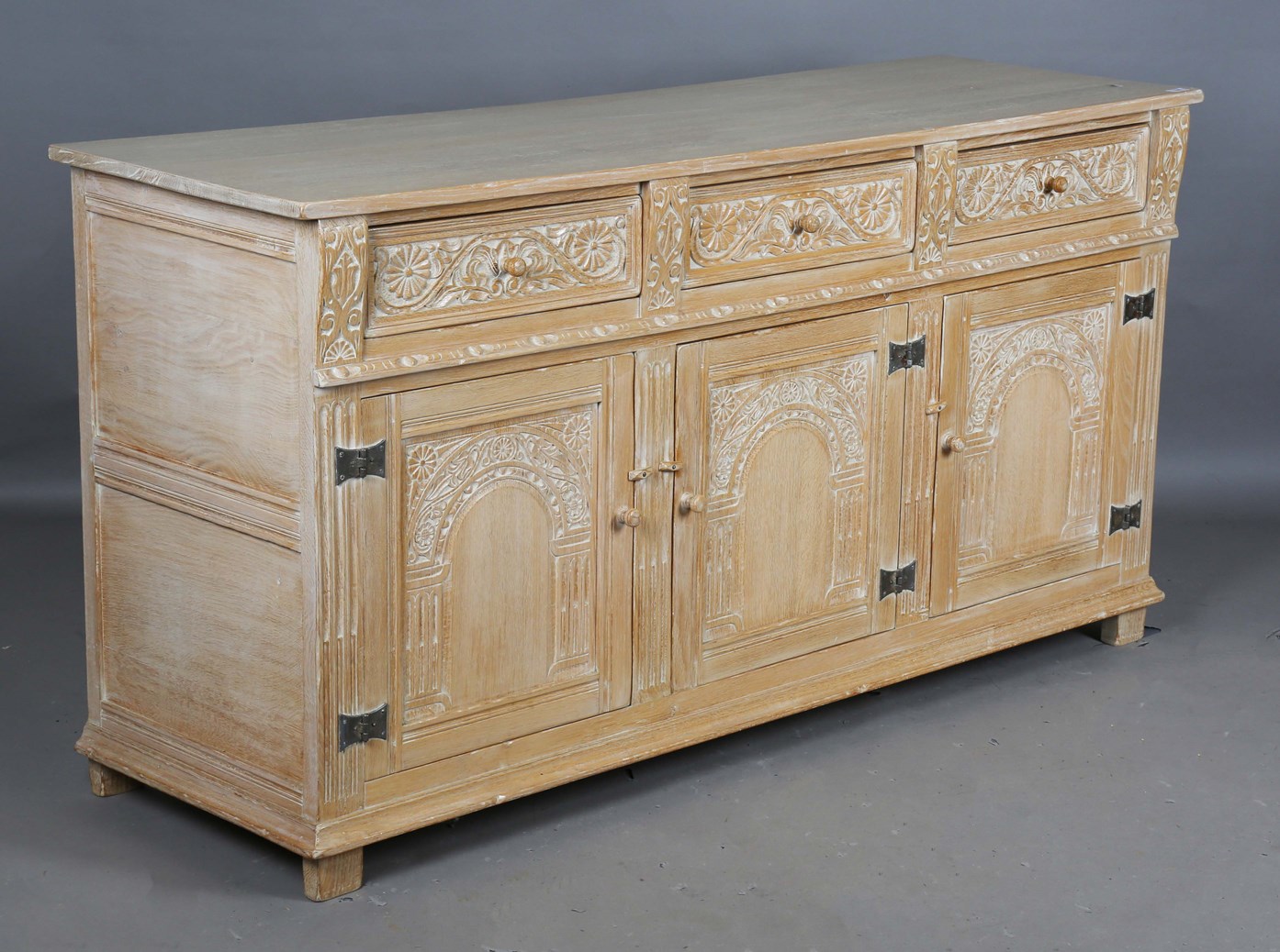 LOT 2180