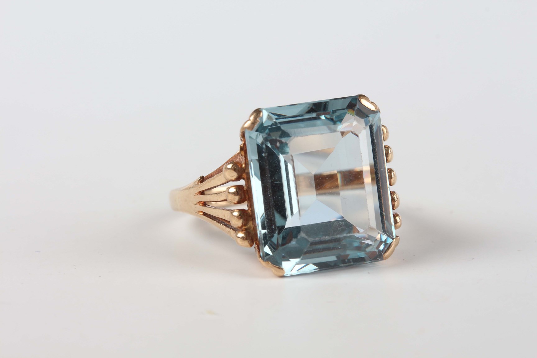 LOT 539