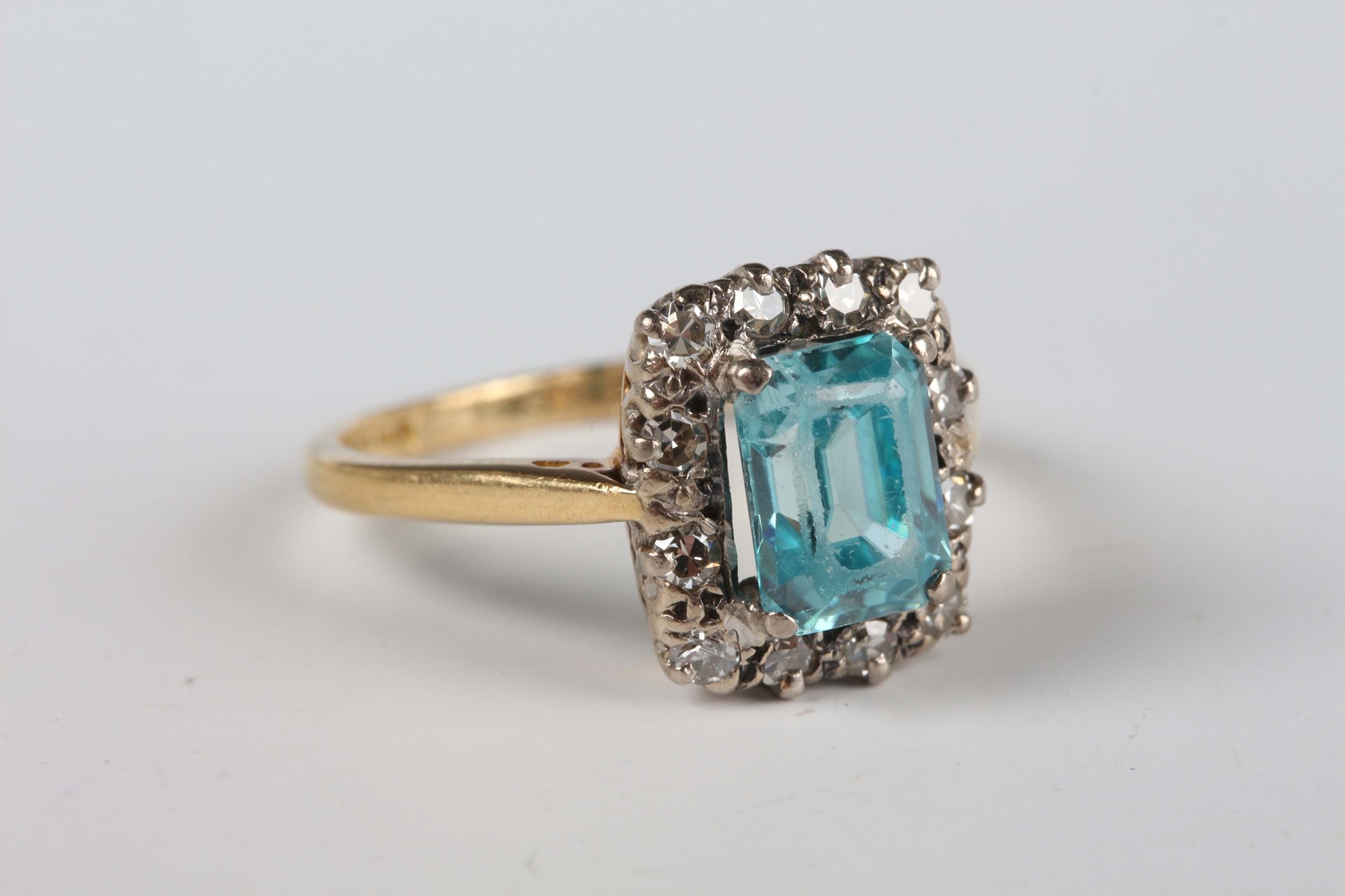 LOT 578