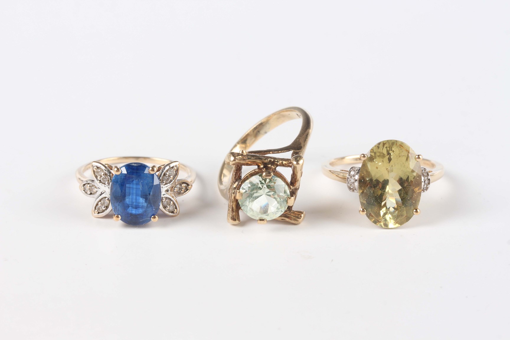 LOT 580