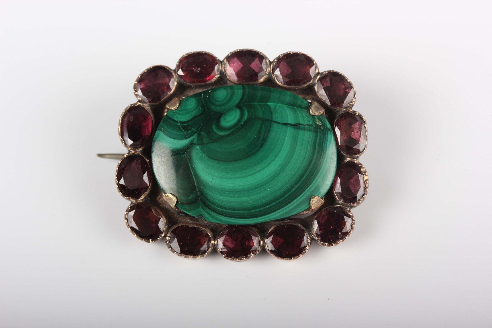 LOT 690