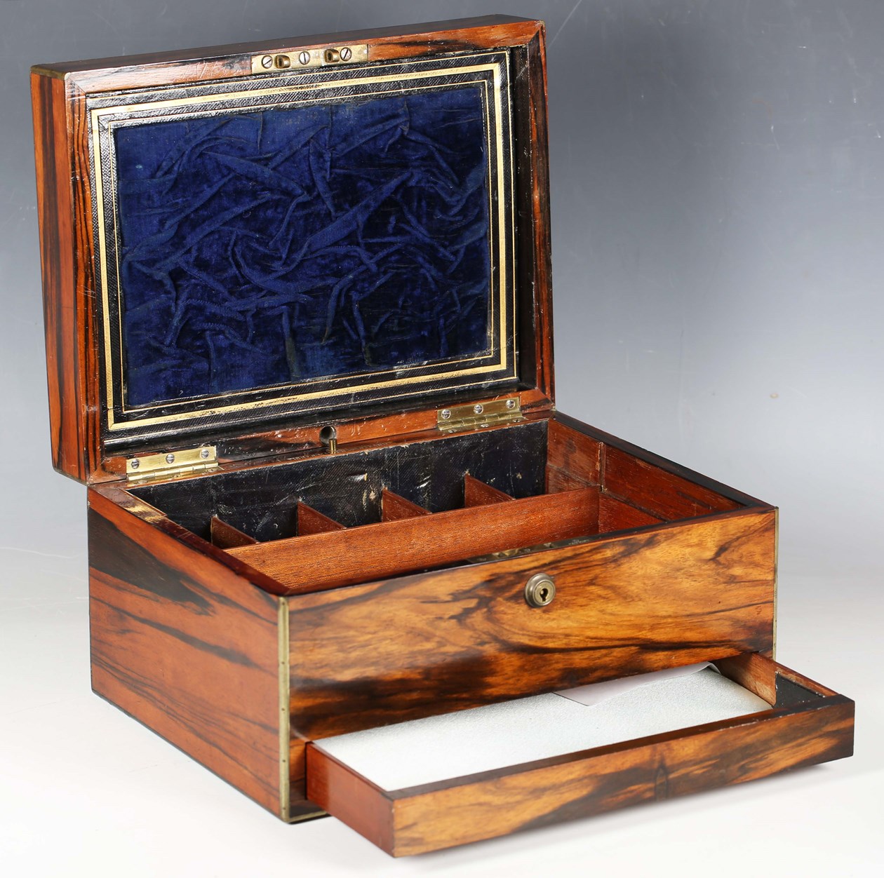 LOT 2517