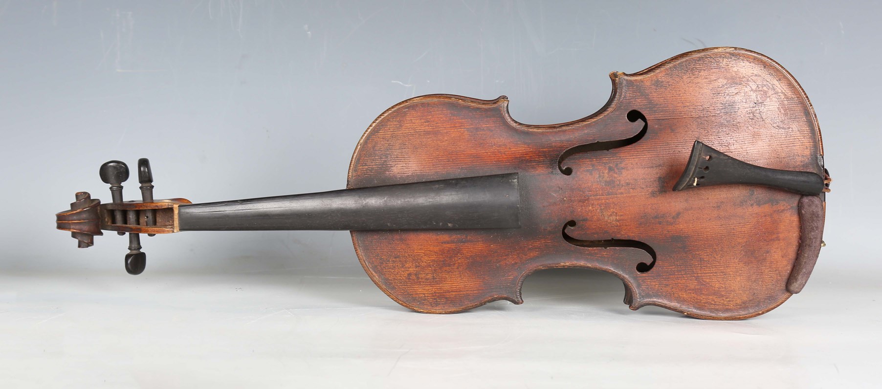 LOT 2559