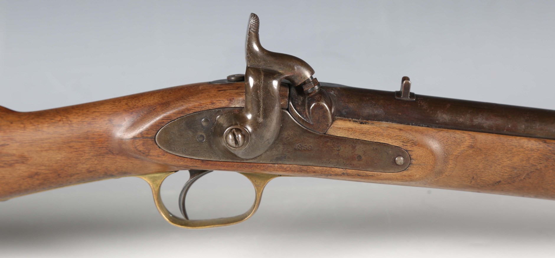 LOT 4073