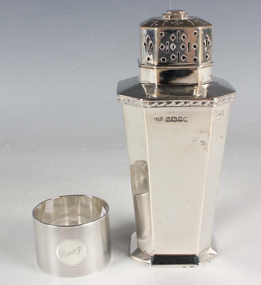 LOT 442