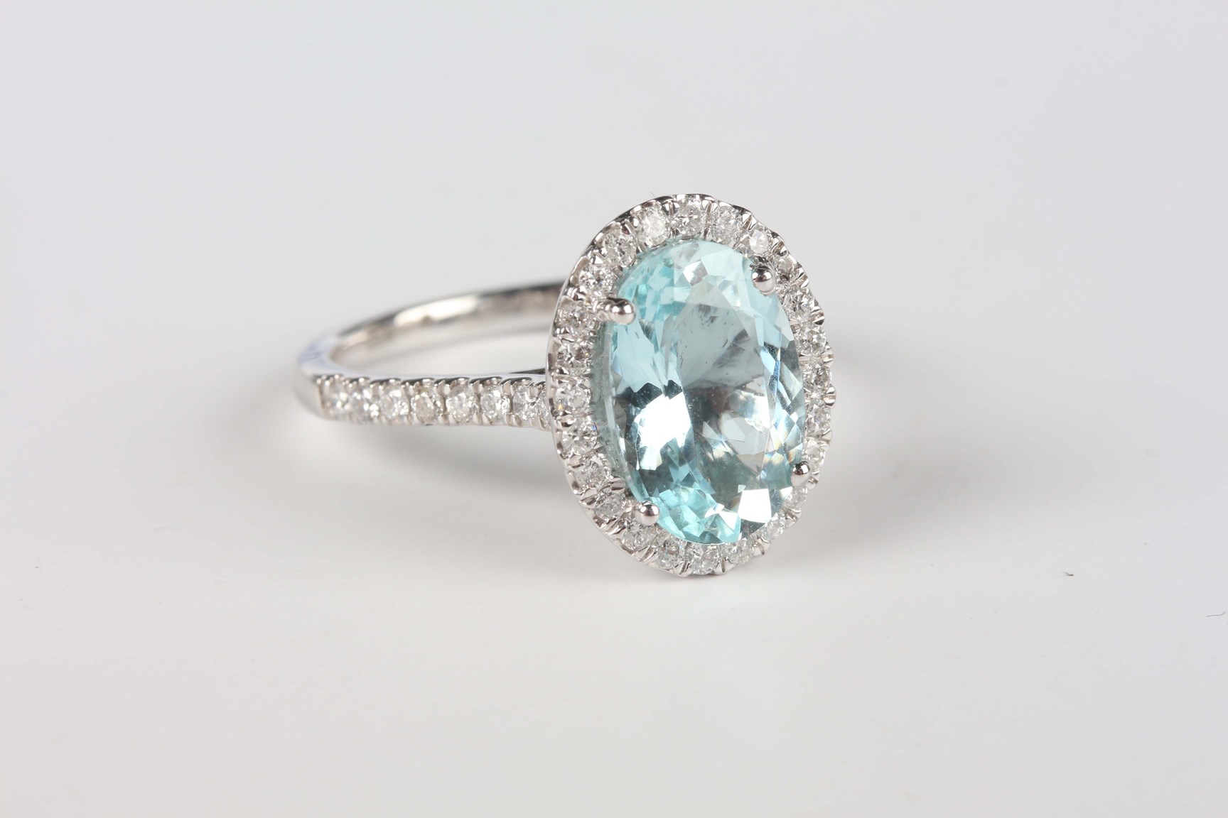 LOT 635