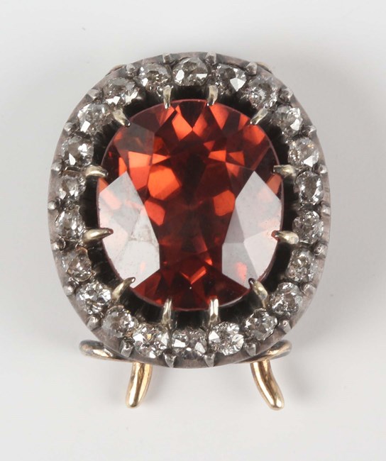 LOT 672