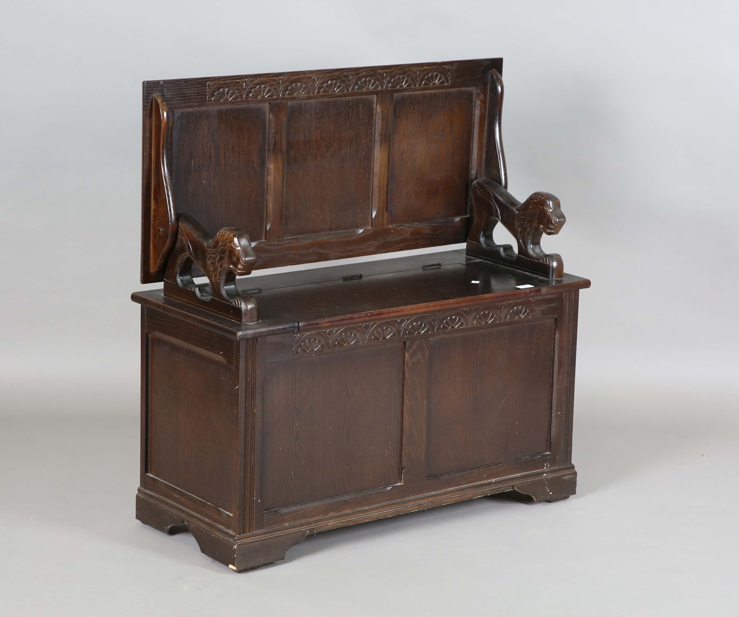 LOT 2057