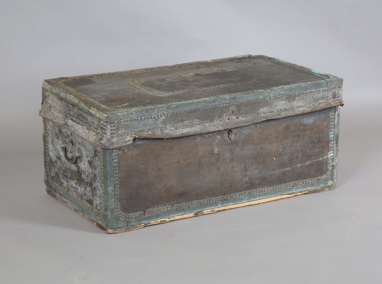 LOT 2058