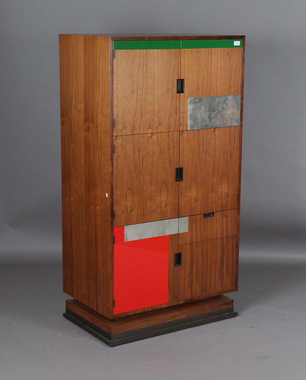 LOT 2118