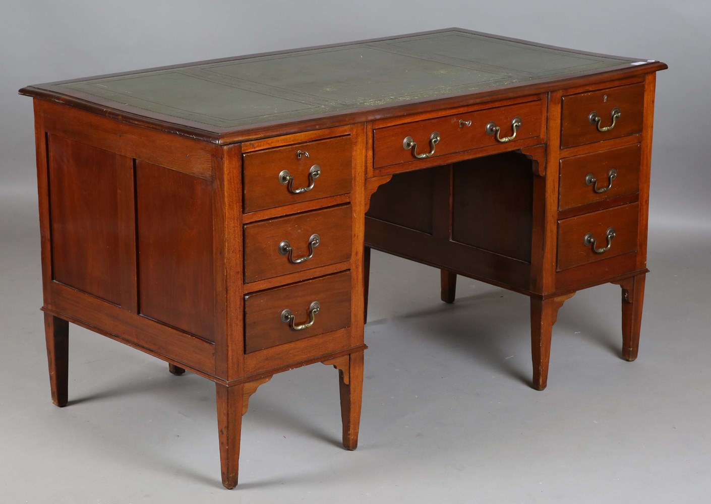 LOT 2163