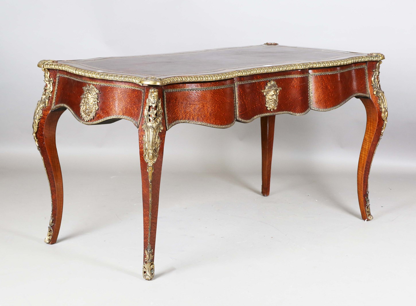 LOT 2220