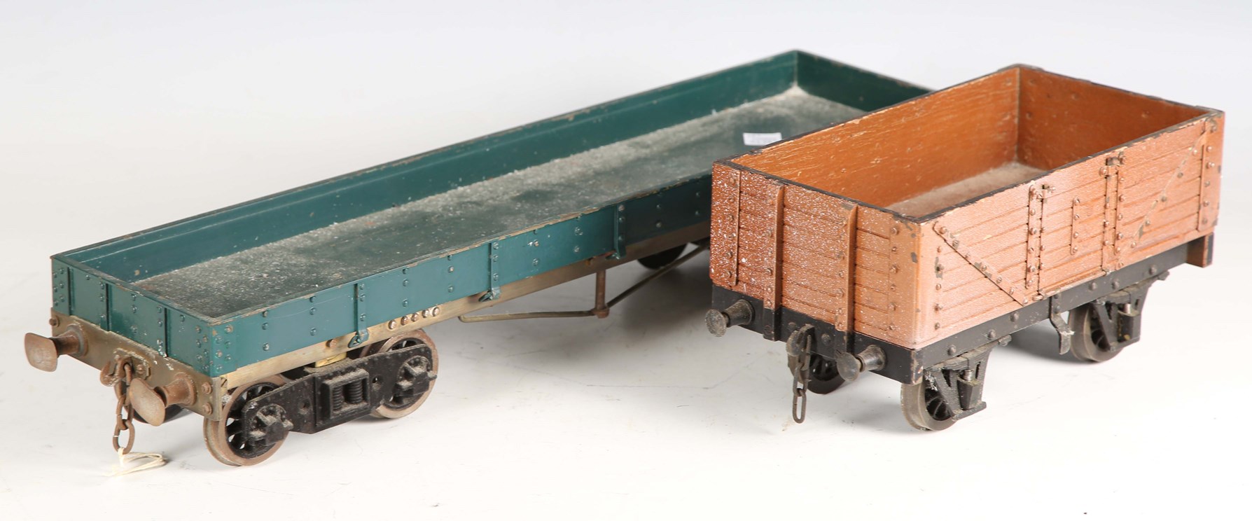 LOT 2553