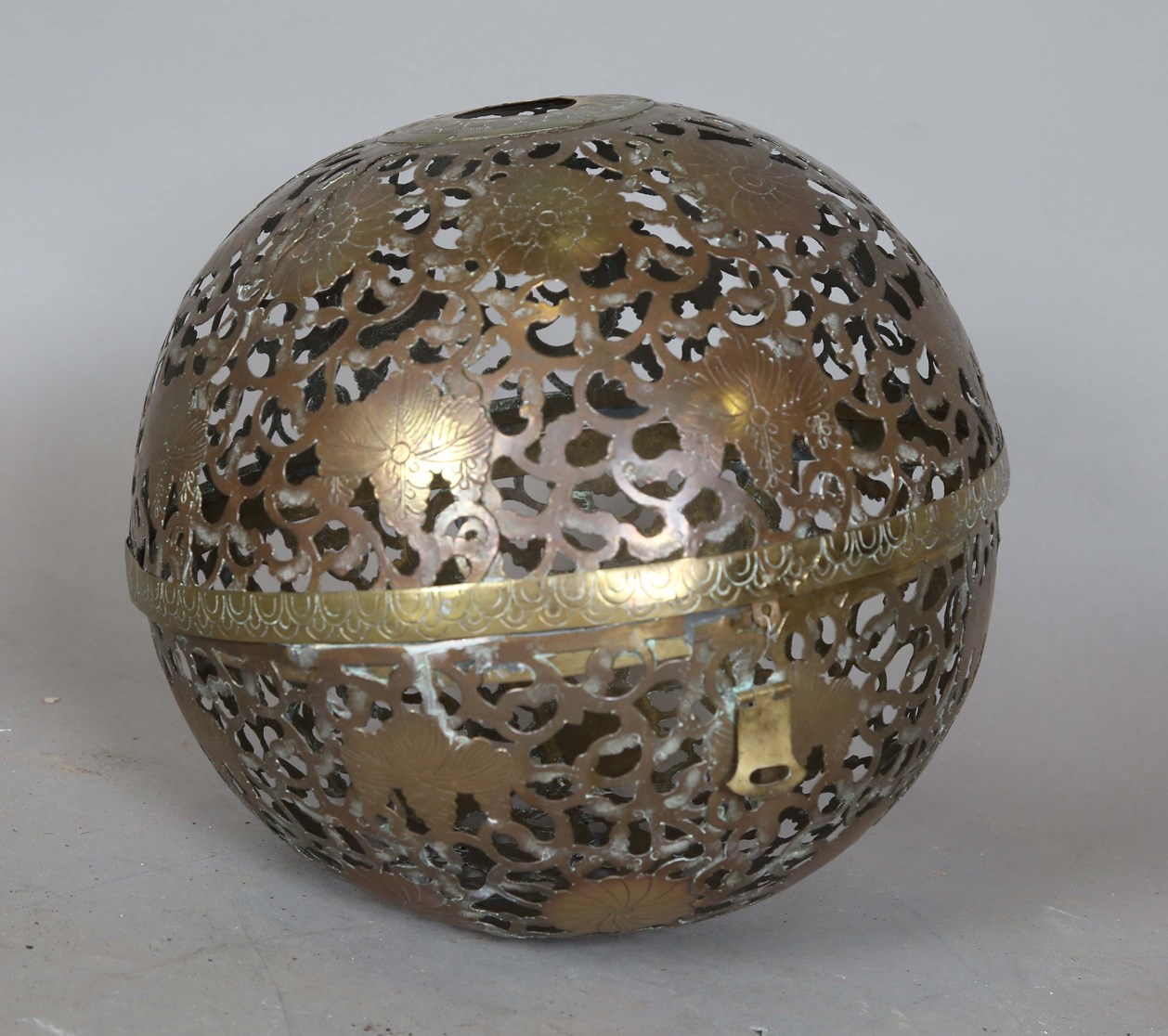 LOT 2623