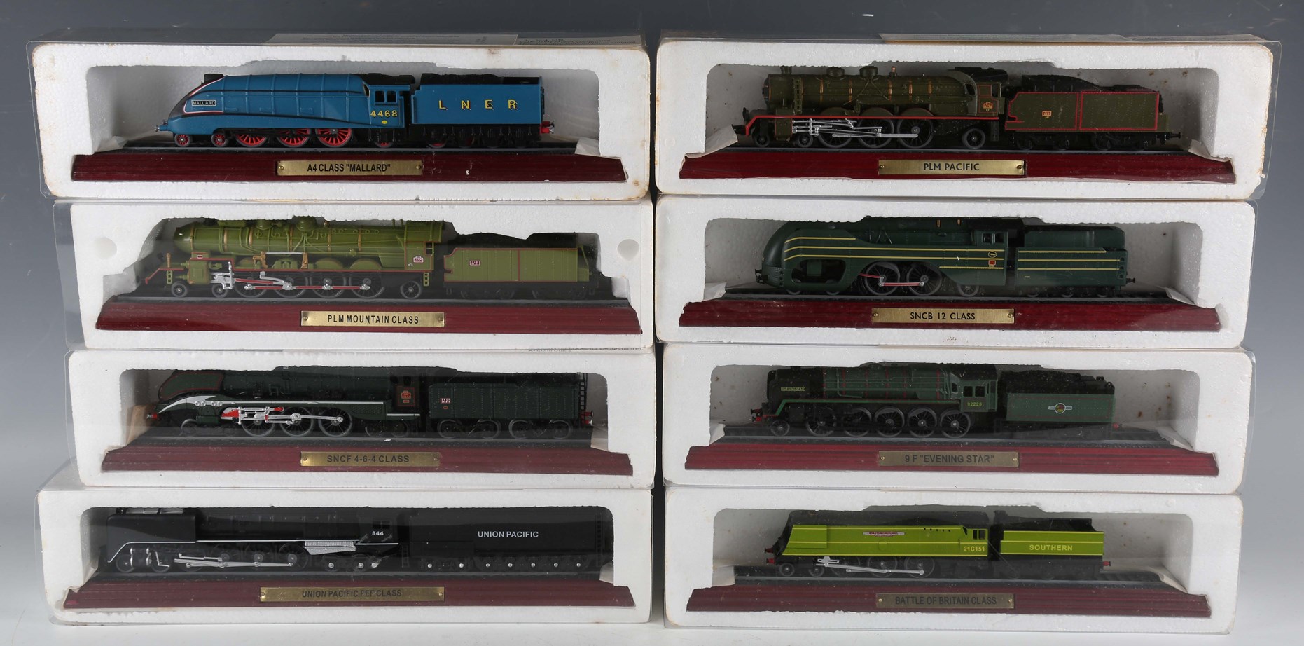 LOT 33