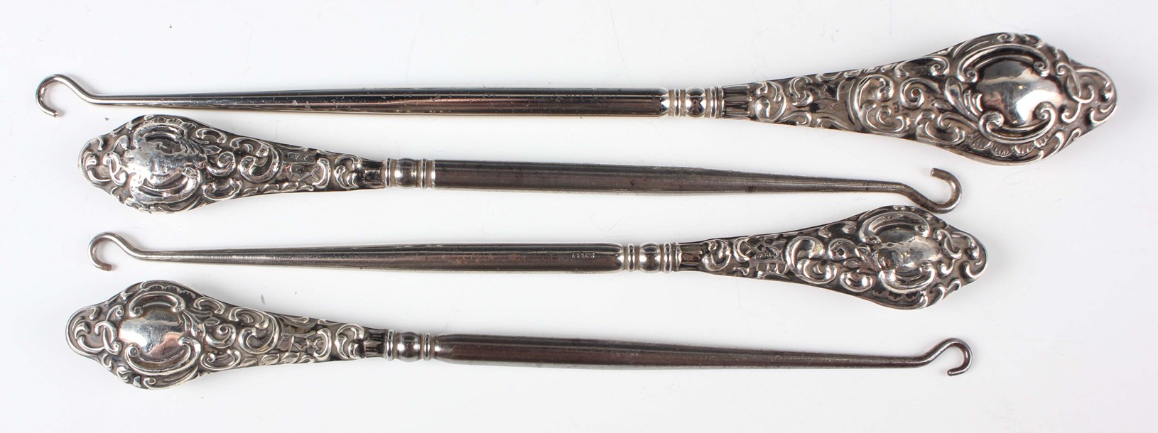 LOT 422