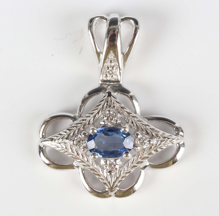 LOT 576