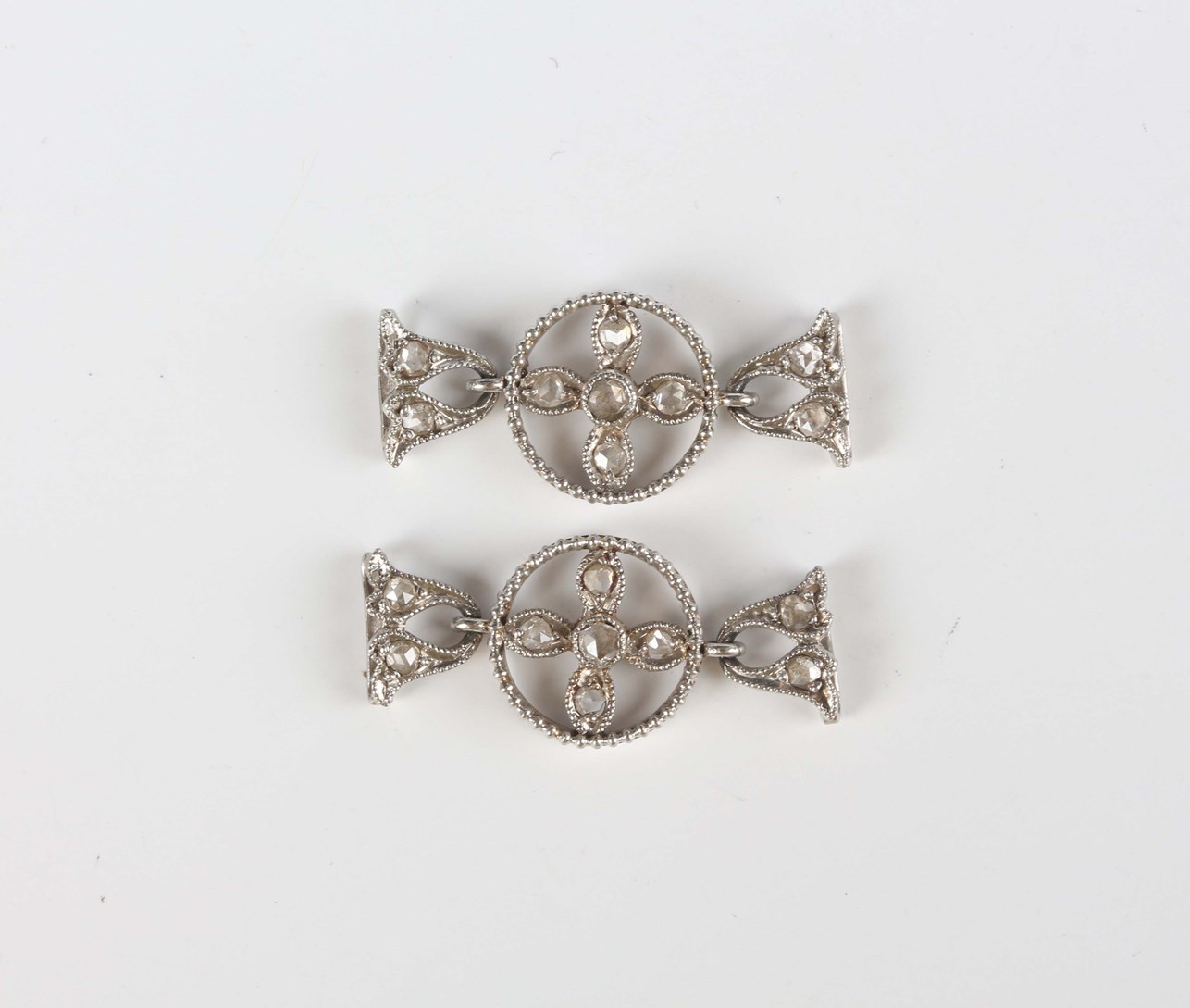 LOT 693